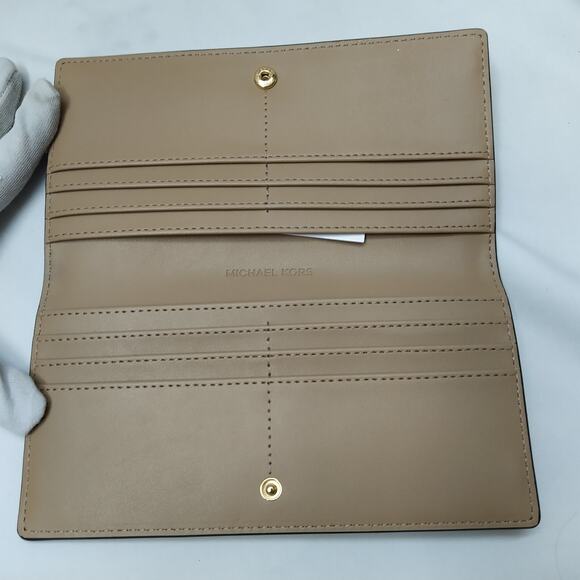 Michael Kors Reed Camel Leather Credit Card Bifold Snap Wallet - NWT $298 - Picture 8 of 14